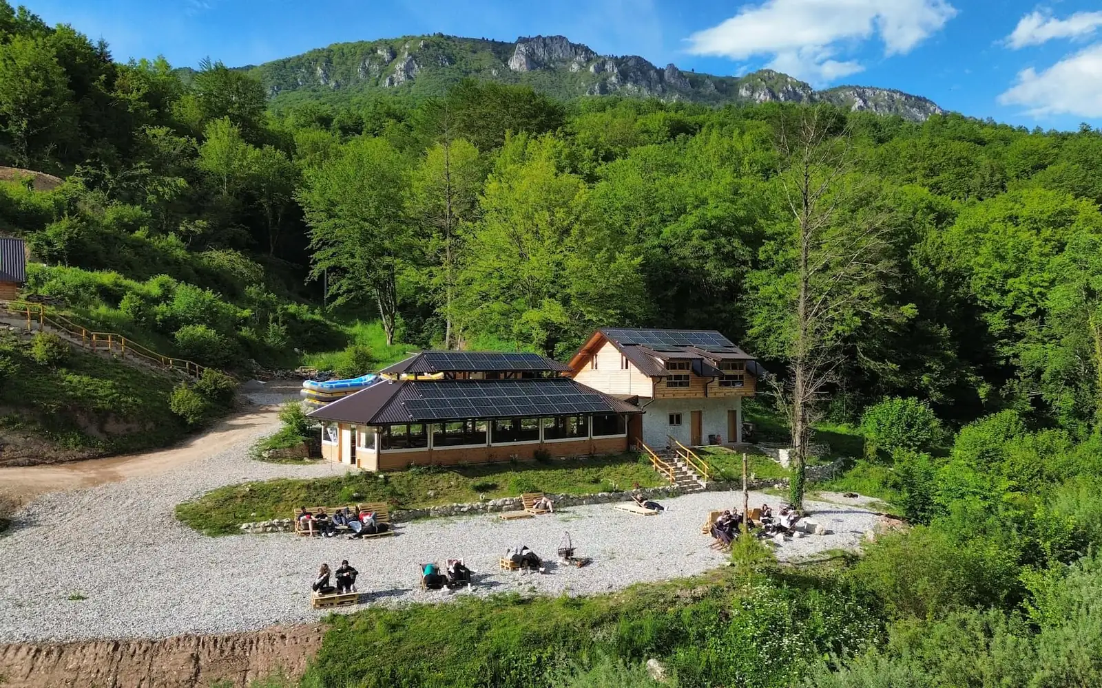 Rafting na Tari: Bosna ili Crna Gora?